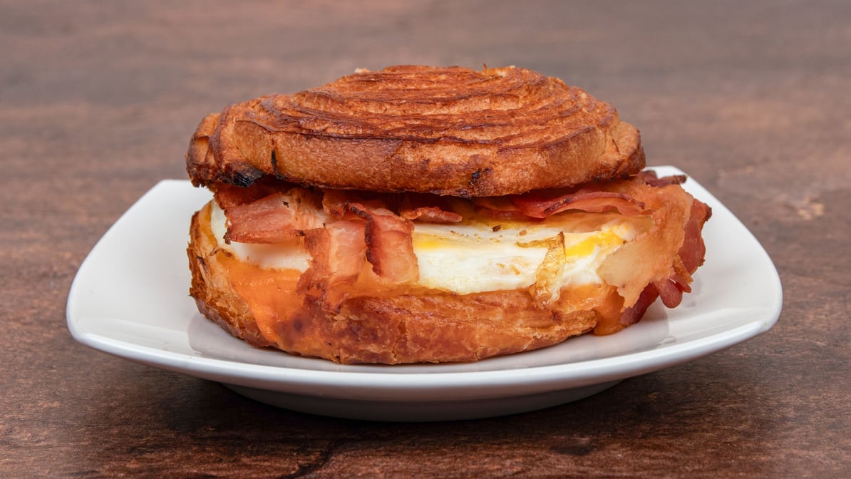 Breakfast sandwich